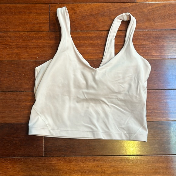 Align Tank Size 6 - Picture 1 of 3